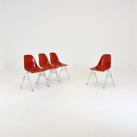 Set of 4 Original Herman Miller Eames DSS Fiberglass Chairs, Coral Orange, 1970s