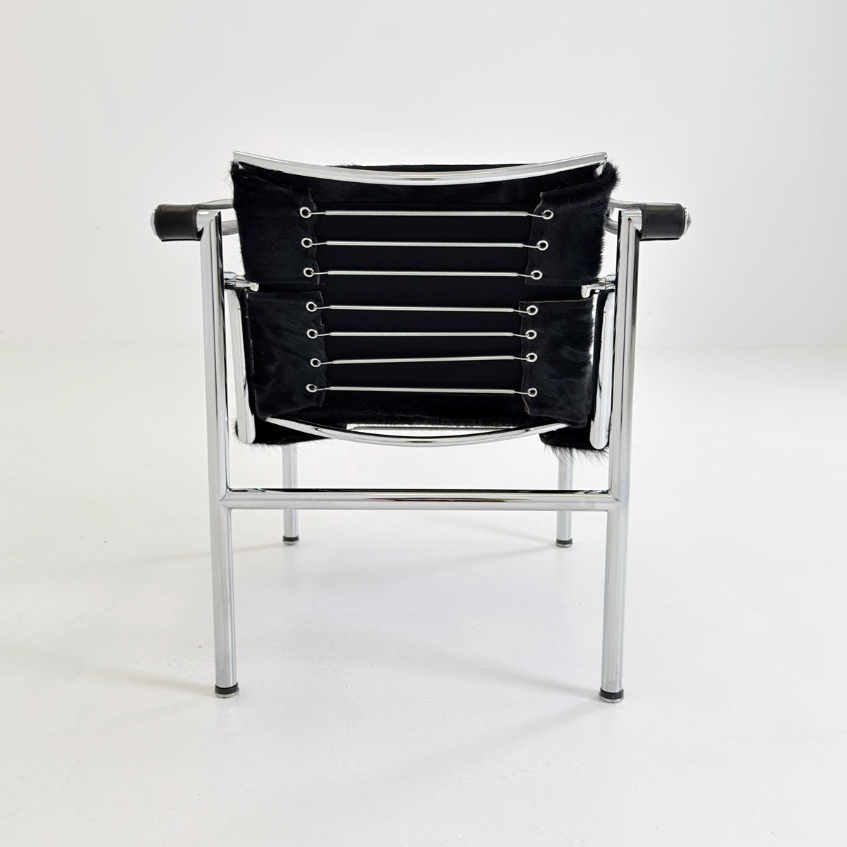 Mid century Bauhaus LC1 Style Sling Armchair, Black Pony Hair Hide & Chrome Frame, Italian Mid-Century Modern Lounge Chair, 1980 Italy