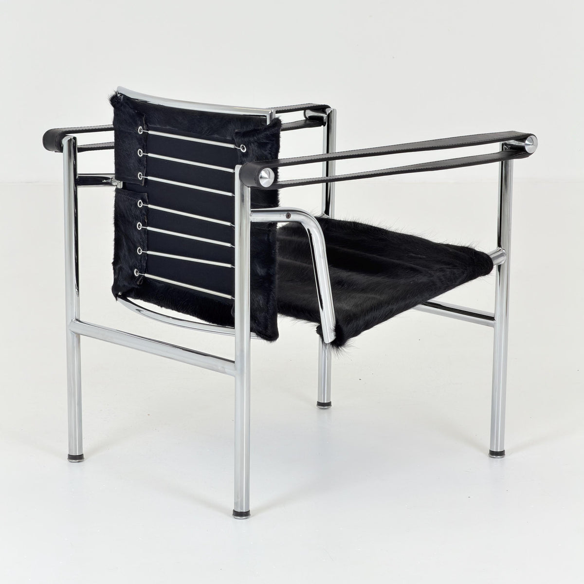 Mid century Bauhaus LC1 Style Sling Armchair, Black Pony Hair Hide & Chrome Frame, Italian Mid-Century Modern Lounge Chair, 1980 Italy