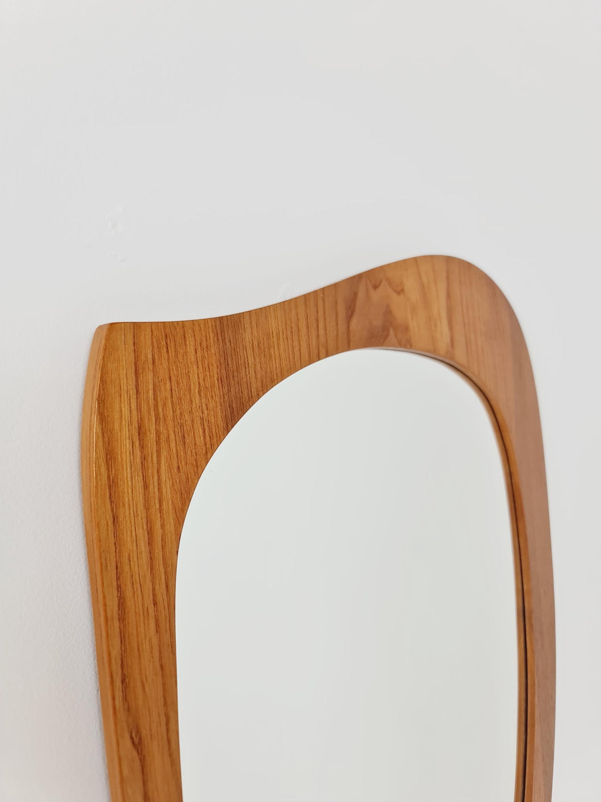 Mid Century asymmetric dansih Original kidney wall mirror from the 60s Rockabilly