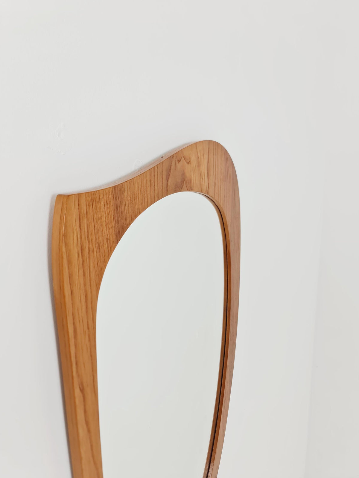 Mid Century asymmetric dansih Original kidney wall mirror from the 60s Rockabilly