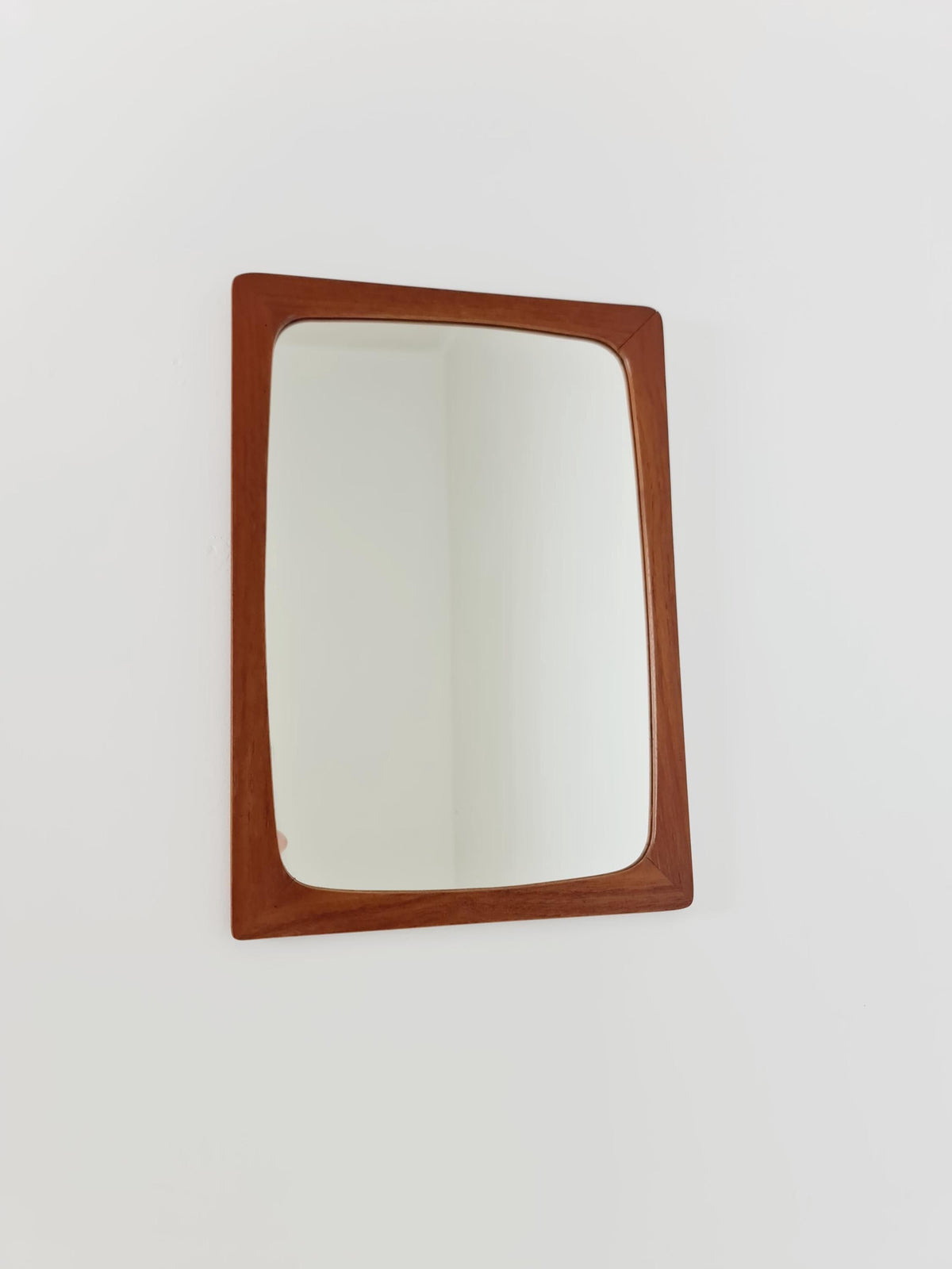 Small Dansih Teak mid-century Modern wall-mounted mirror, 1950s