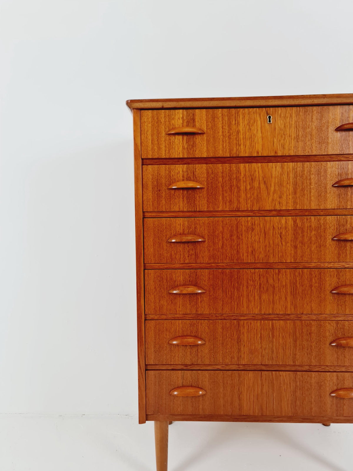 Midcentury danish design chest of drawers / drawer dresser /6 drawers cabinet By Ejsing Möbelfabrik 1960s
