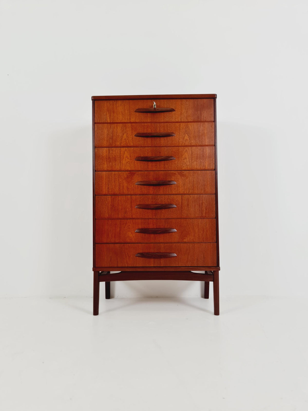 Midcentury danish design chest of drawers / drawer dresser /6 drawers cabinet, 1960s