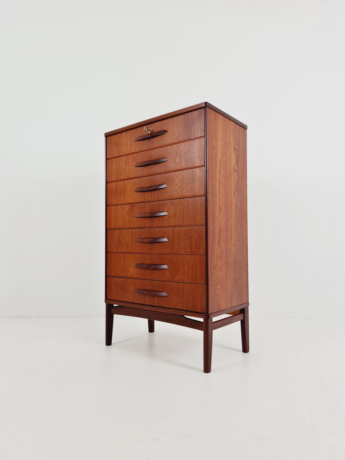 Midcentury danish design chest of drawers / drawer dresser /6 drawers cabinet, 1960s