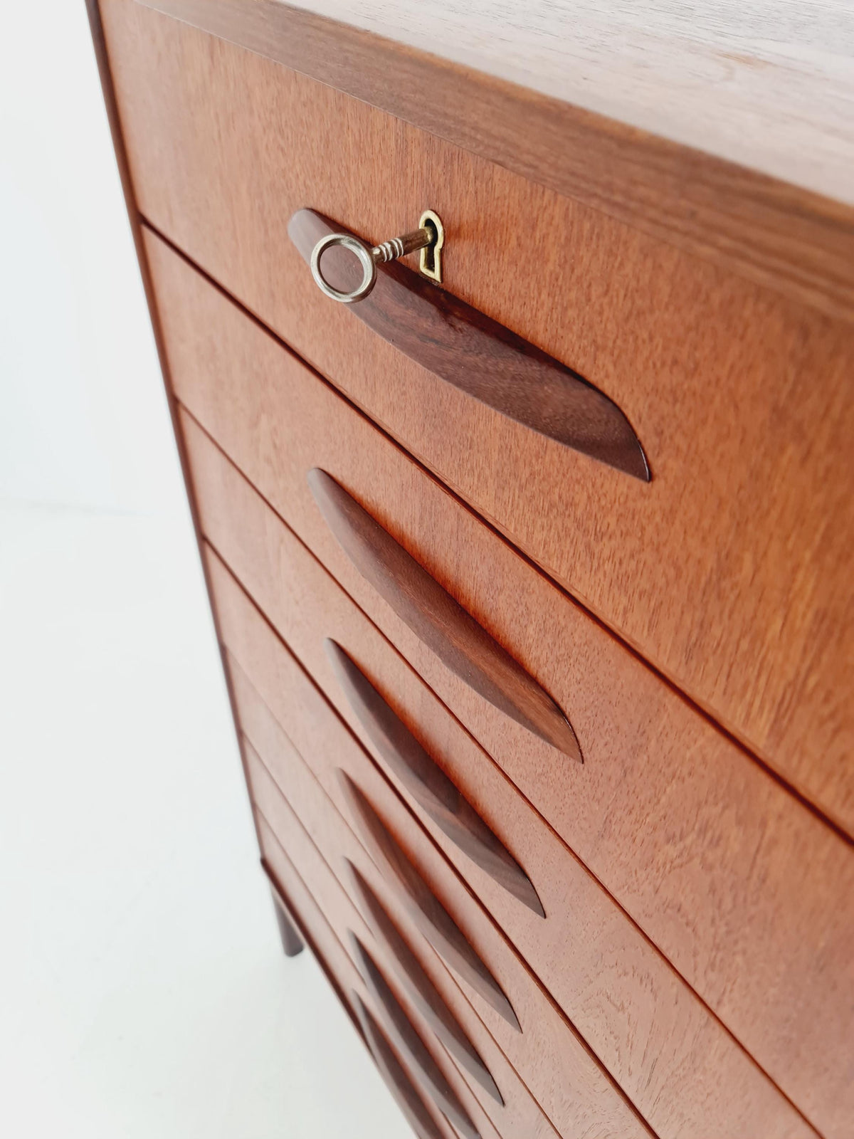Midcentury danish design chest of drawers / drawer dresser /6 drawers cabinet, 1960s