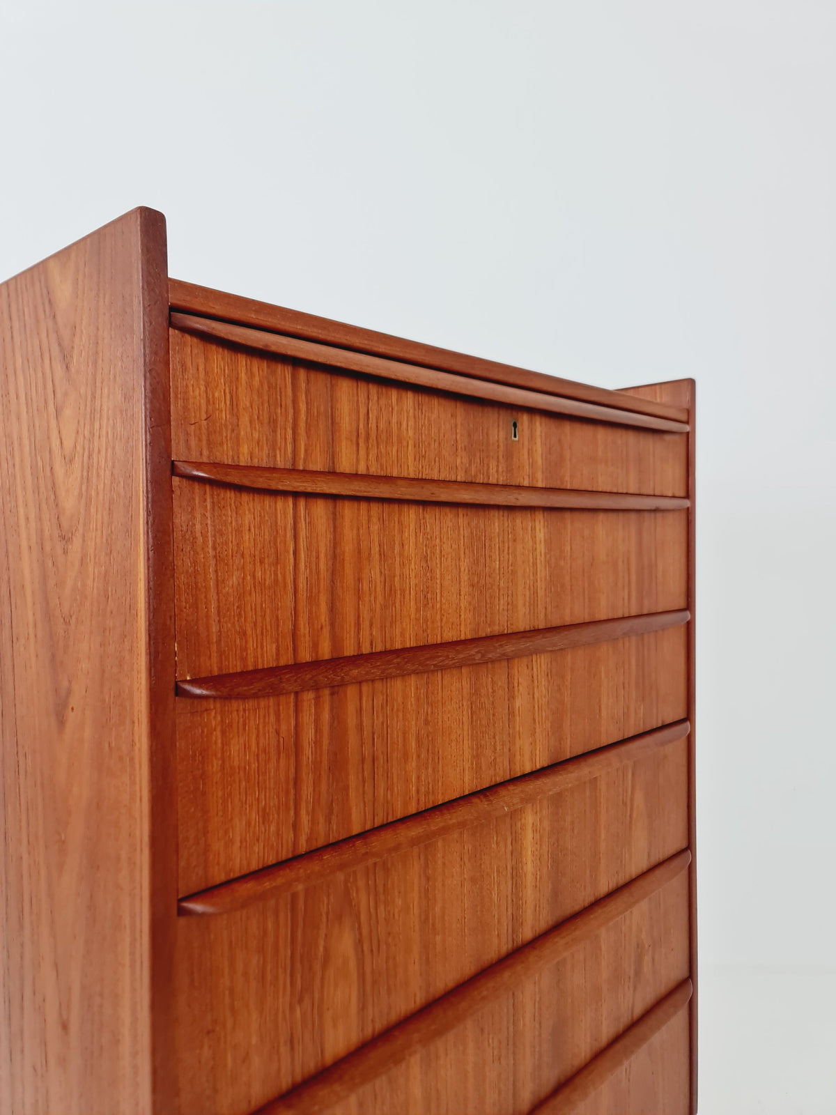 Midcentury danish design chest of drawers tallboy 1960s