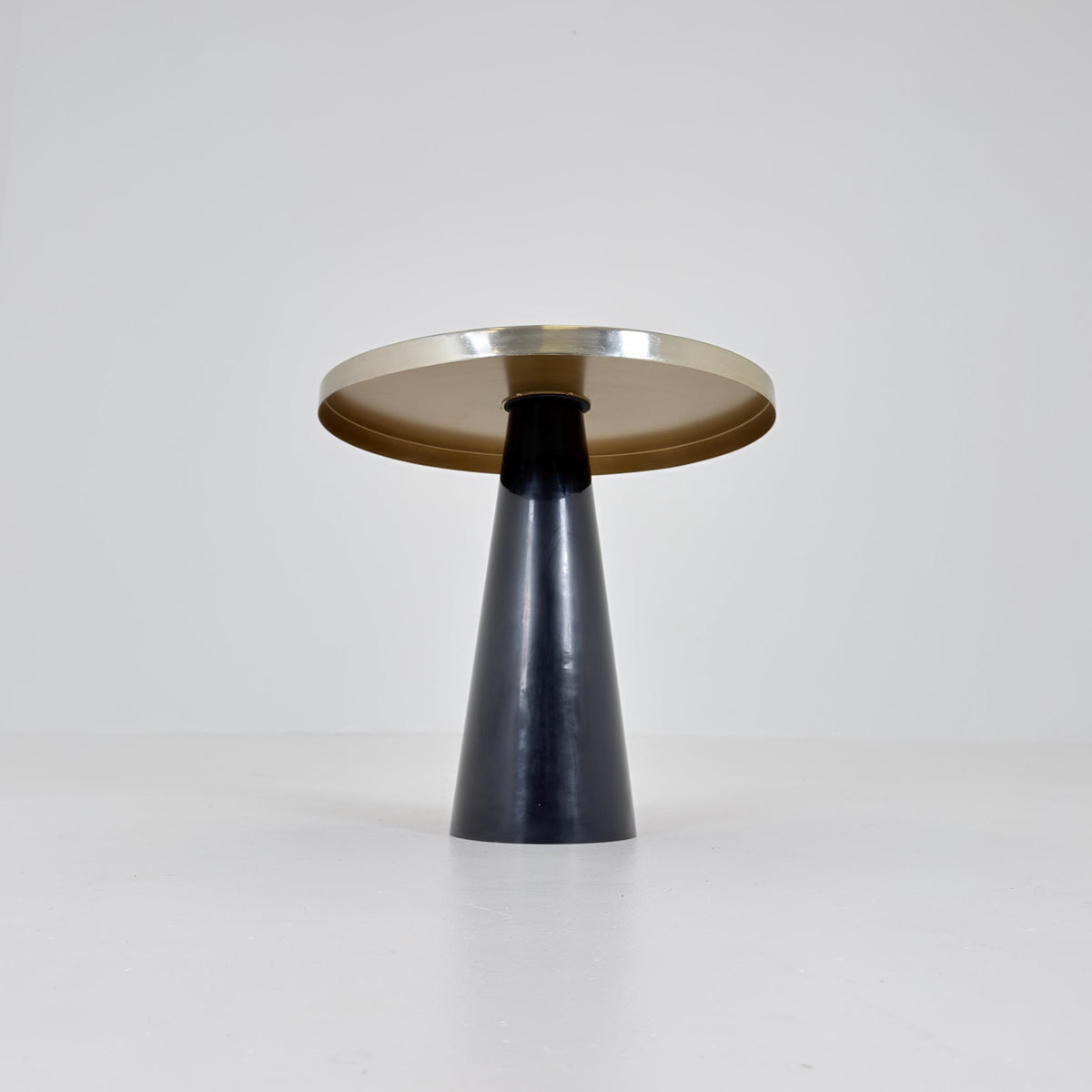 Mid Century Modern Black Metal Side Table, Round Minimalist Blech Table, Italian Design, 2000s