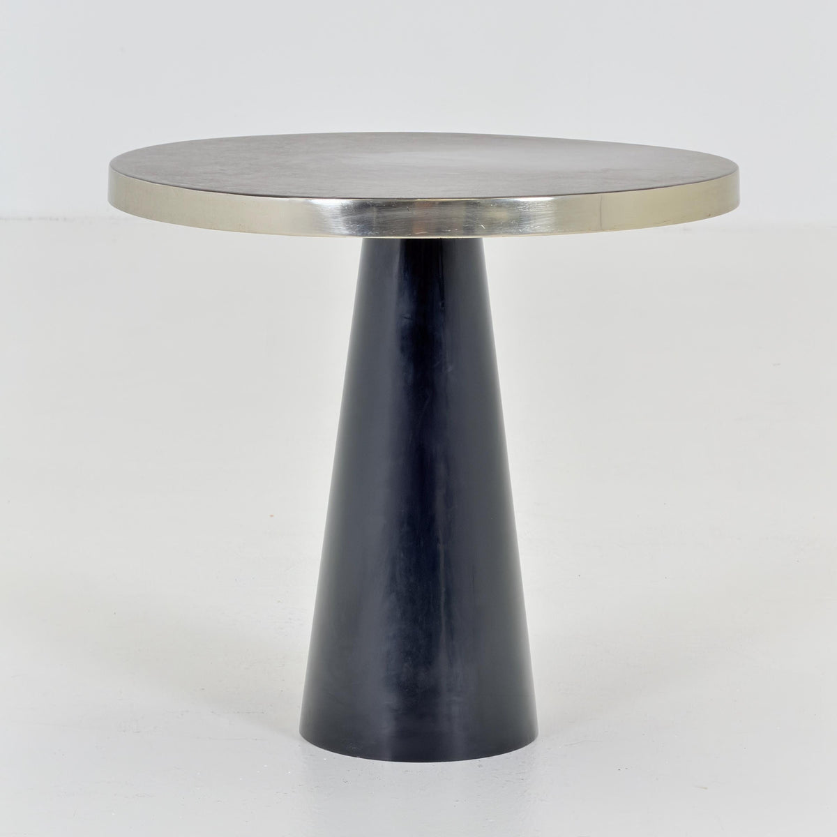 Mid Century Modern Black Metal Side Table, Round Minimalist Blech Table, Italian Design, 2000s