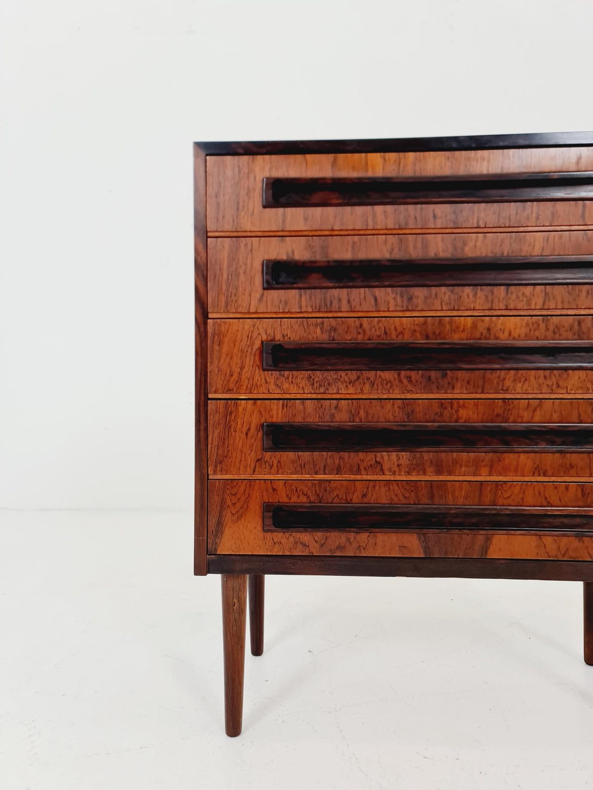 Midcentury danish drawer dresser /5 drawers by EDV. Valentinsen Möbelfabrik 1960s