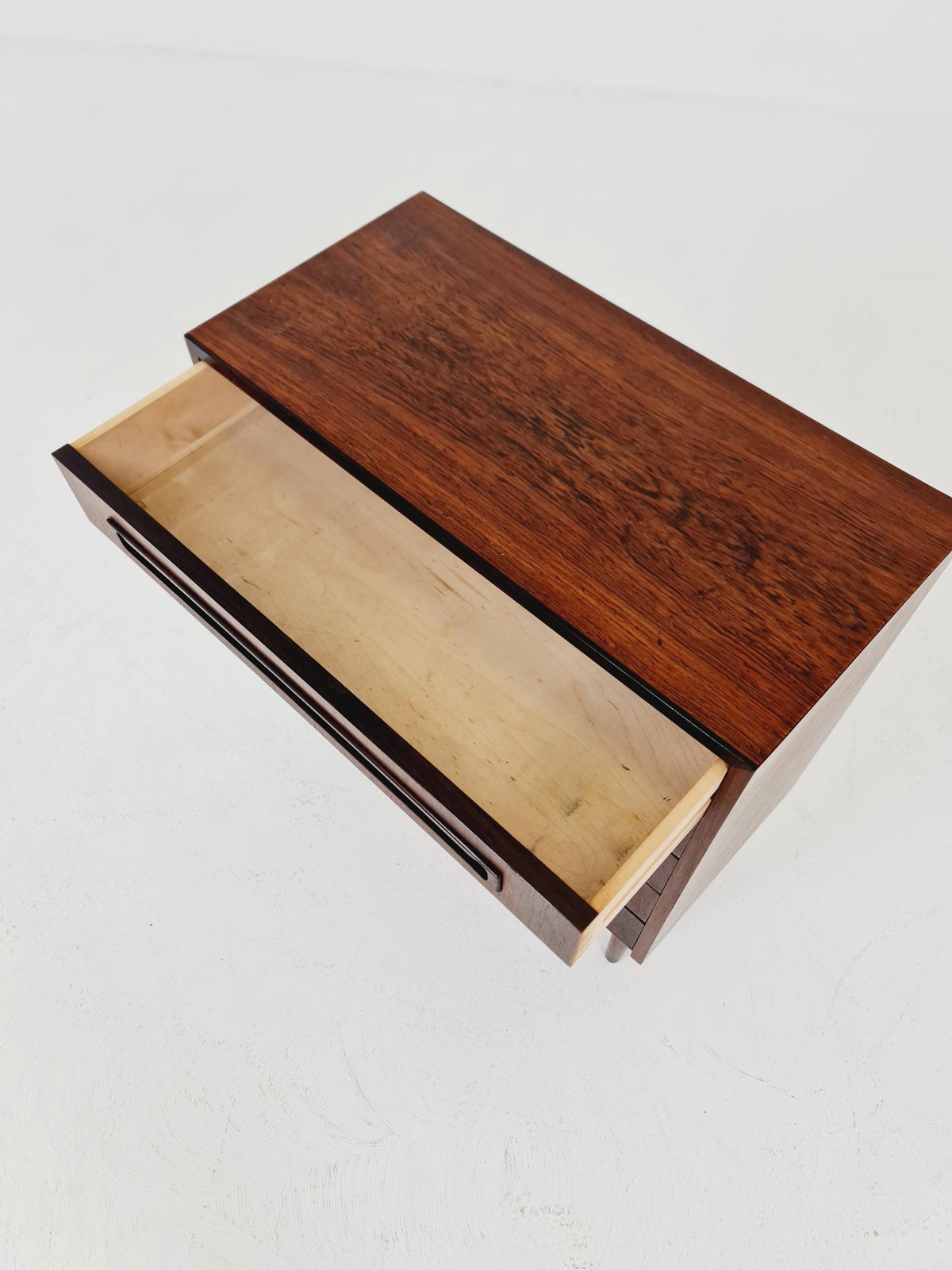 Midcentury danish drawer dresser /5 drawers by EDV. Valentinsen Möbelfabrik 1960s