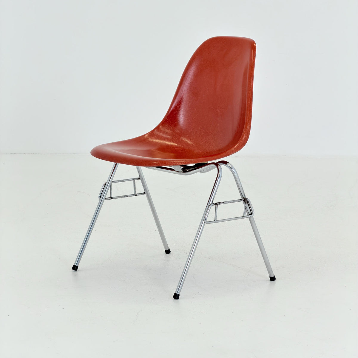 Set of 4 Original Herman Miller Eames DSS Fiberglass Chairs, Coral Orange, 1970s
