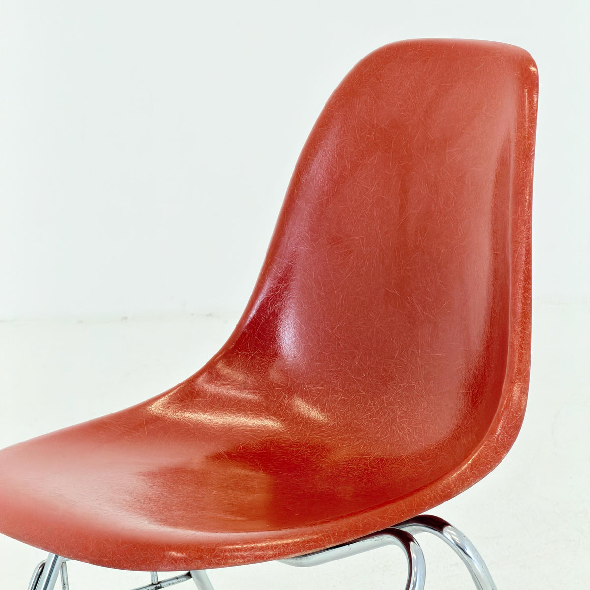 Set of 4 Original Herman Miller Eames DSS Fiberglass Chairs, Coral Orange, 1970s