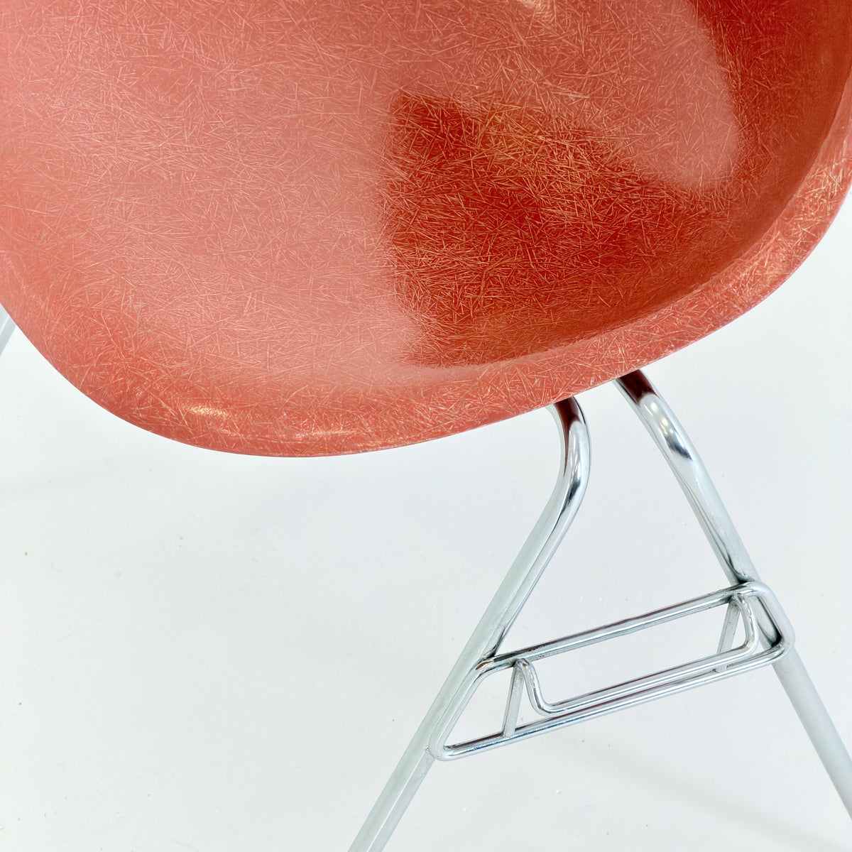 Set of 4 Original Herman Miller Eames DSS Fiberglass Chairs, Coral Orange, 1970s