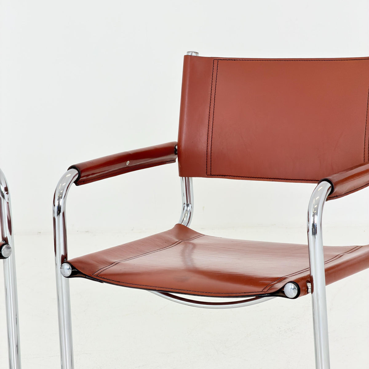 set of 4 Mid century Bauhaus Leather b34 armchairs by Mart Stam & Marcel Breuer for Fasem, Italy 1980s