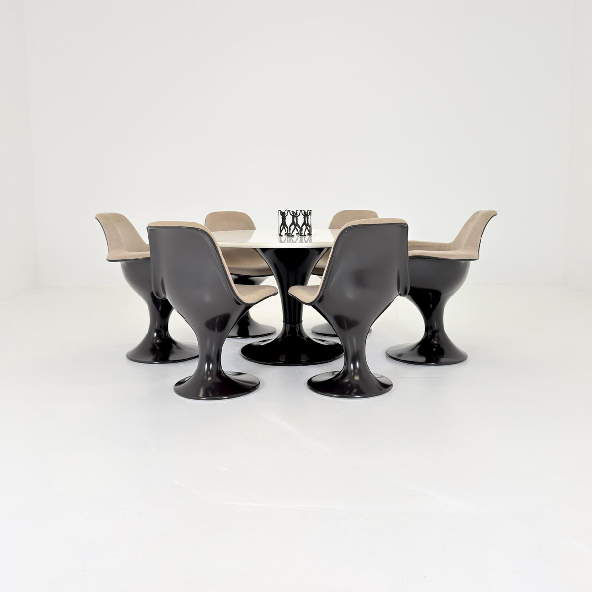 Rare Orbit Dining Set by Farner & Grunder for Herman Miller, 6 Fiberglass Chairs and Round Tulip Table 1970s Germany