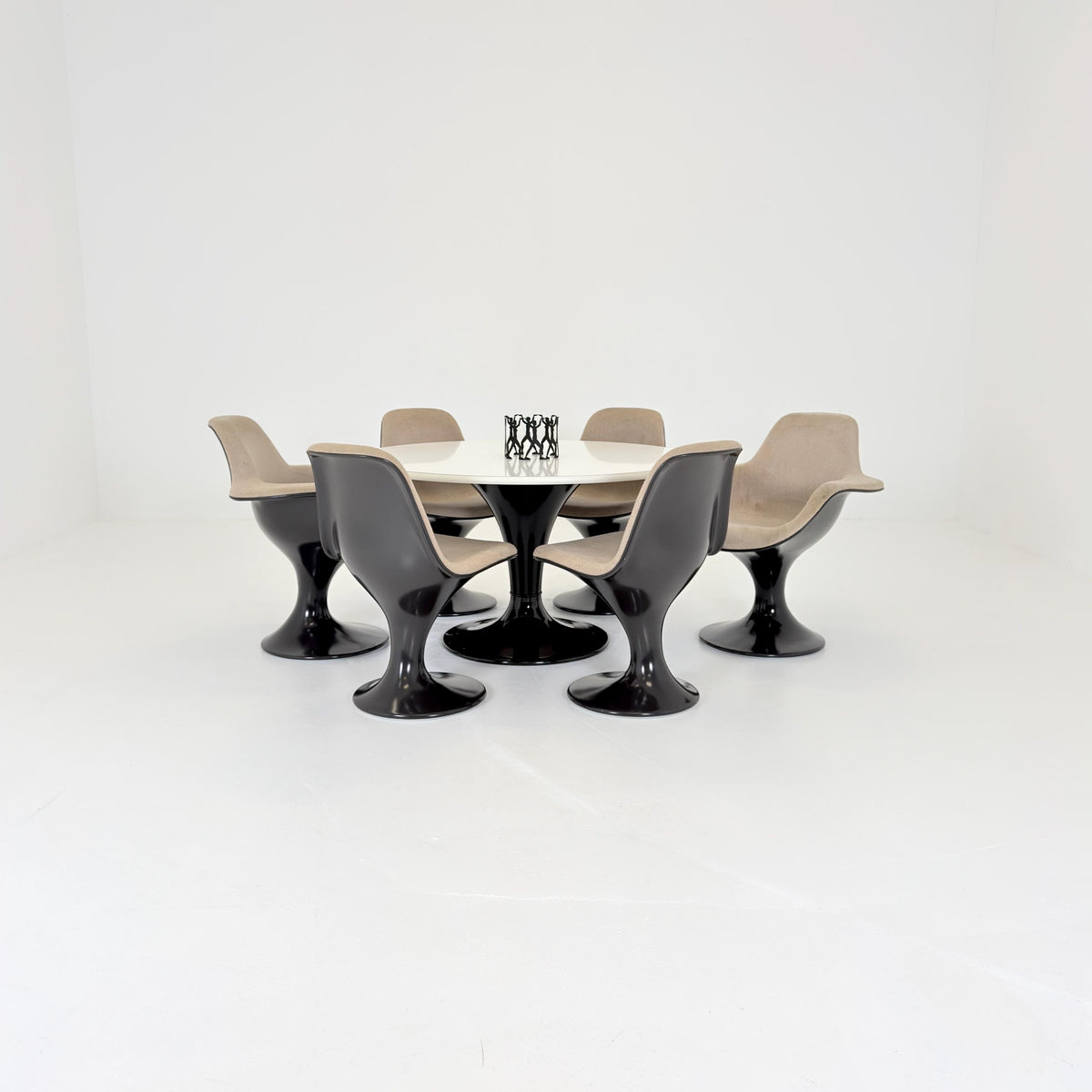 Rare Orbit Dining Set by Farner & Grunder for Herman Miller, 6 Fiberglass Chairs and Round Tulip Table 1970s Germany