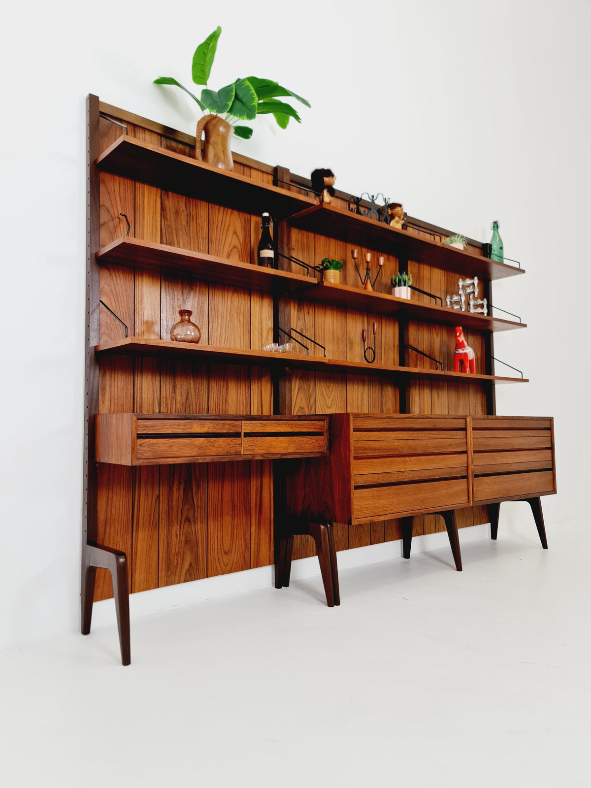 Ultra Rare Poul Cadovius Rosewood Wall Unit / Shelving System (1960s) – Mid-Century Modern Danish Masterpiece