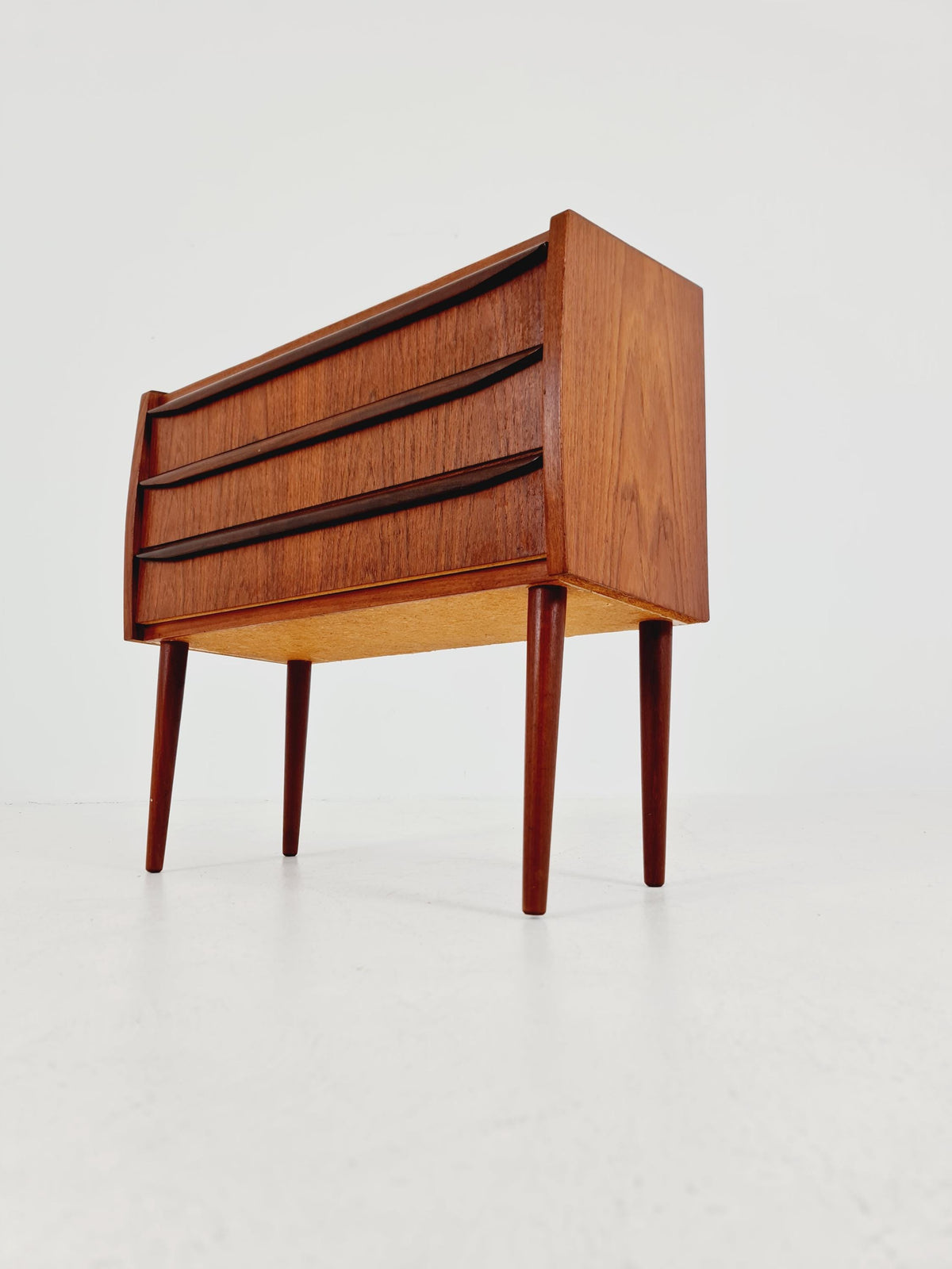 Midcentury danish drawer dresser /3 drawers /Nightstand 1960s
