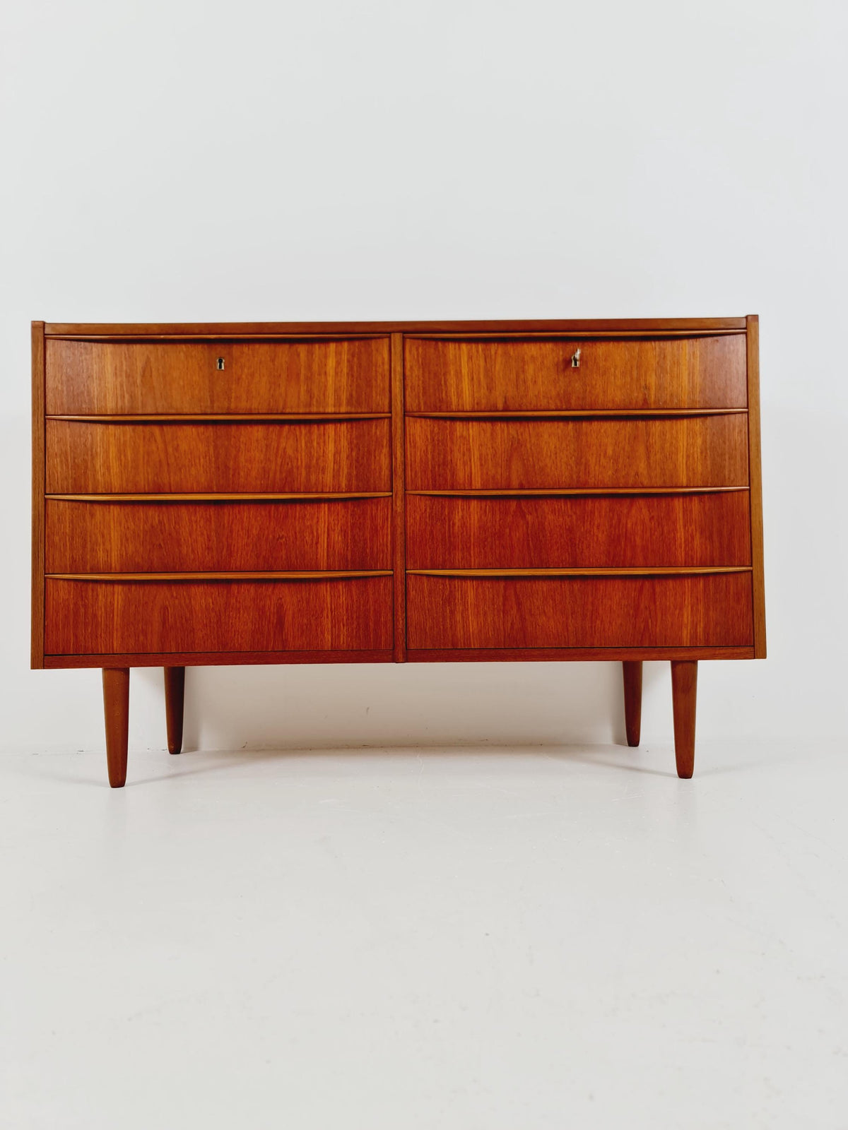 Midcentury danish design chest of drawers /Sideboard 1960s