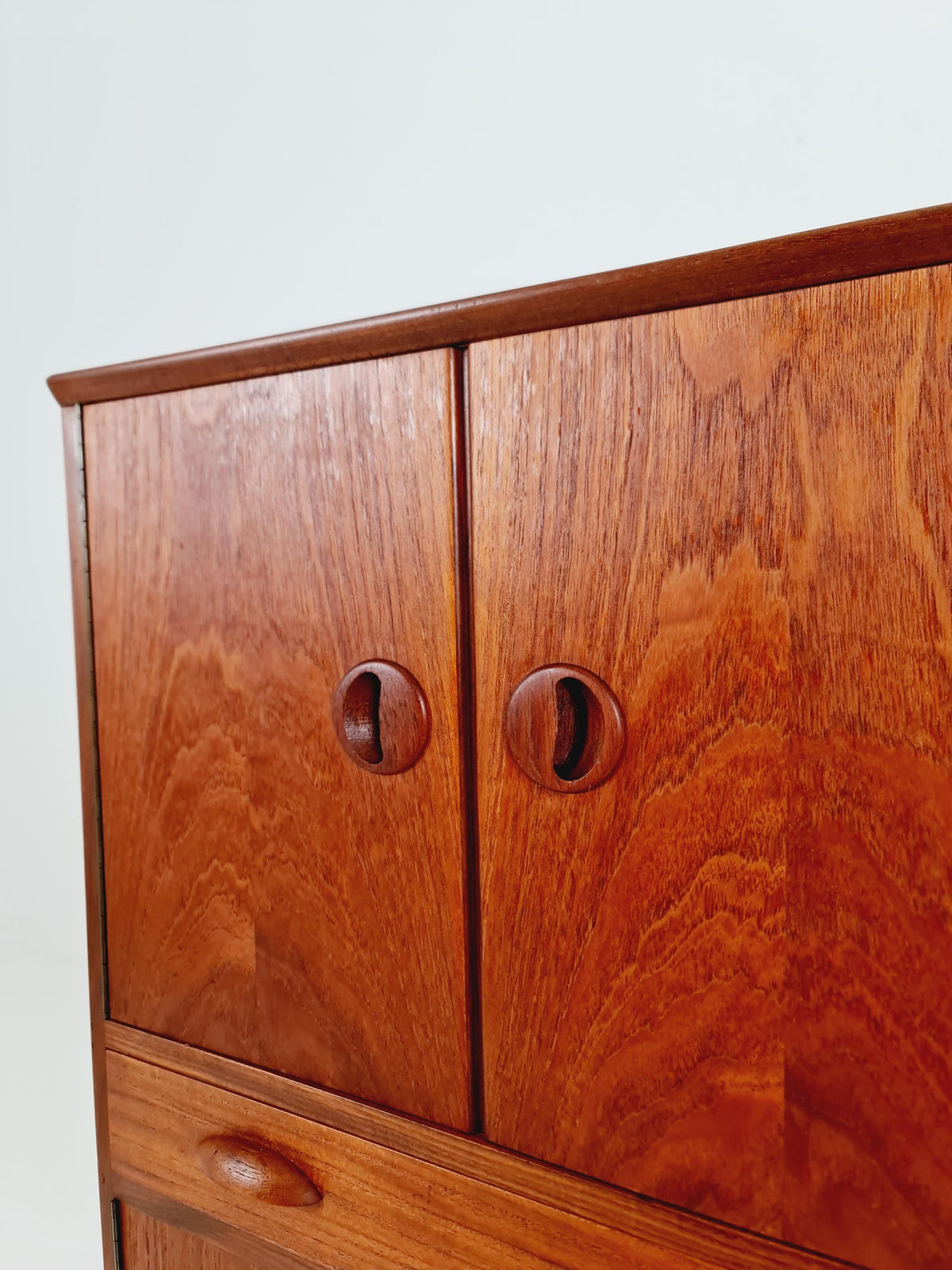 Mid Century Modern danish Drniks corner cabinet teak 1960s