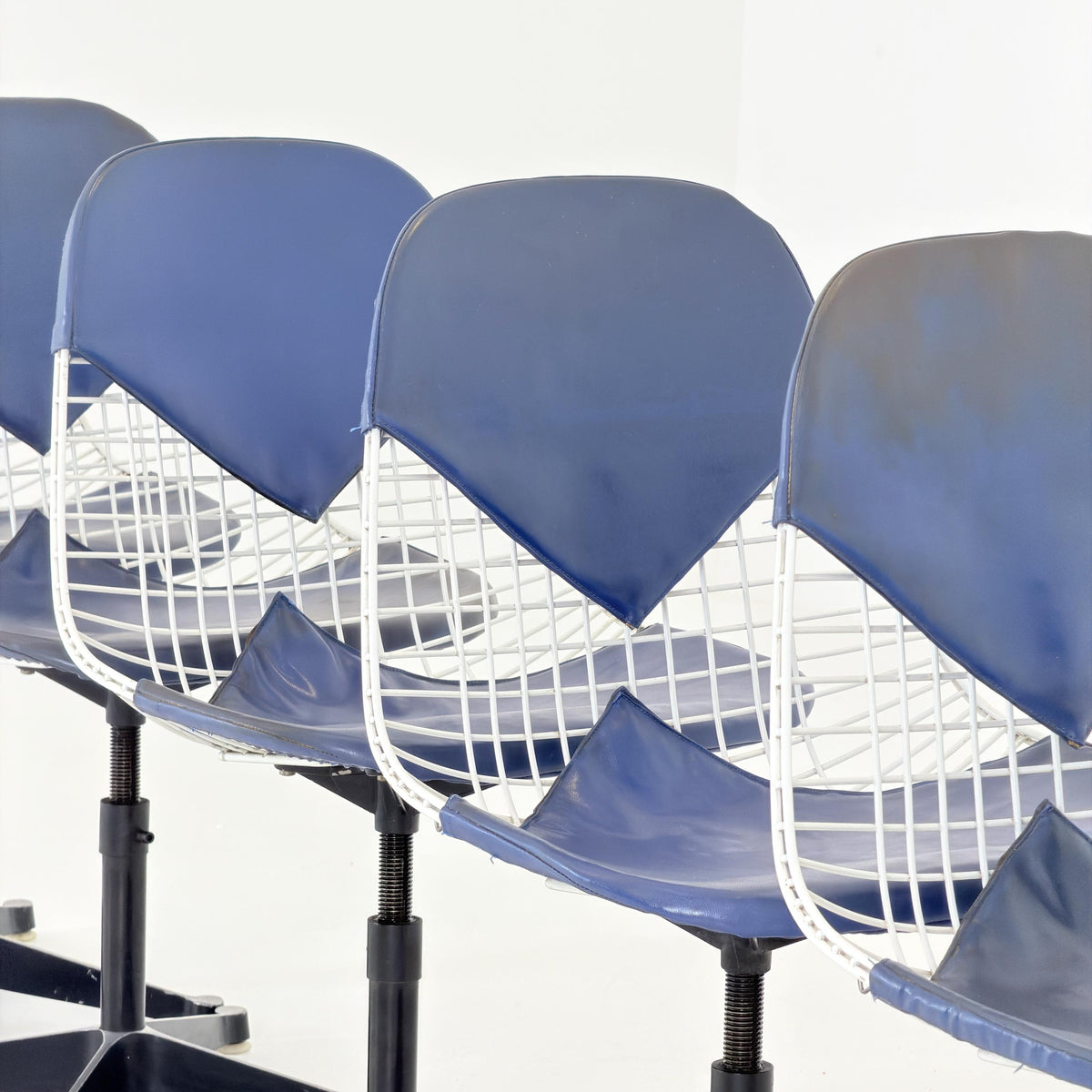 Set of 6 Original Mid Century Modern Charles Eames wire PKC2 Chairs by Herman Miller, Blue Bikini Leather, 1960s