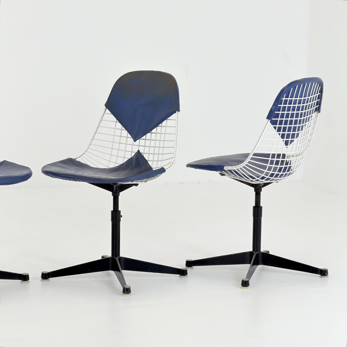 Set of 6 Original Mid Century Modern Charles Eames wire PKC2 Chairs by Herman Miller, Blue Bikini Leather, 1960s