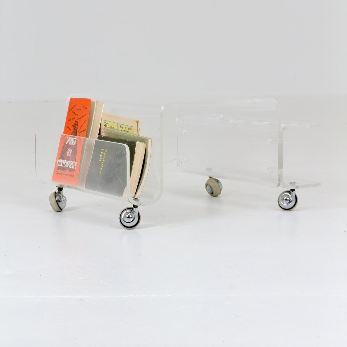 Space age Smoked Brown Plexiglass Trolley-side table by Michel Dumas for Roche Bobois 1970s