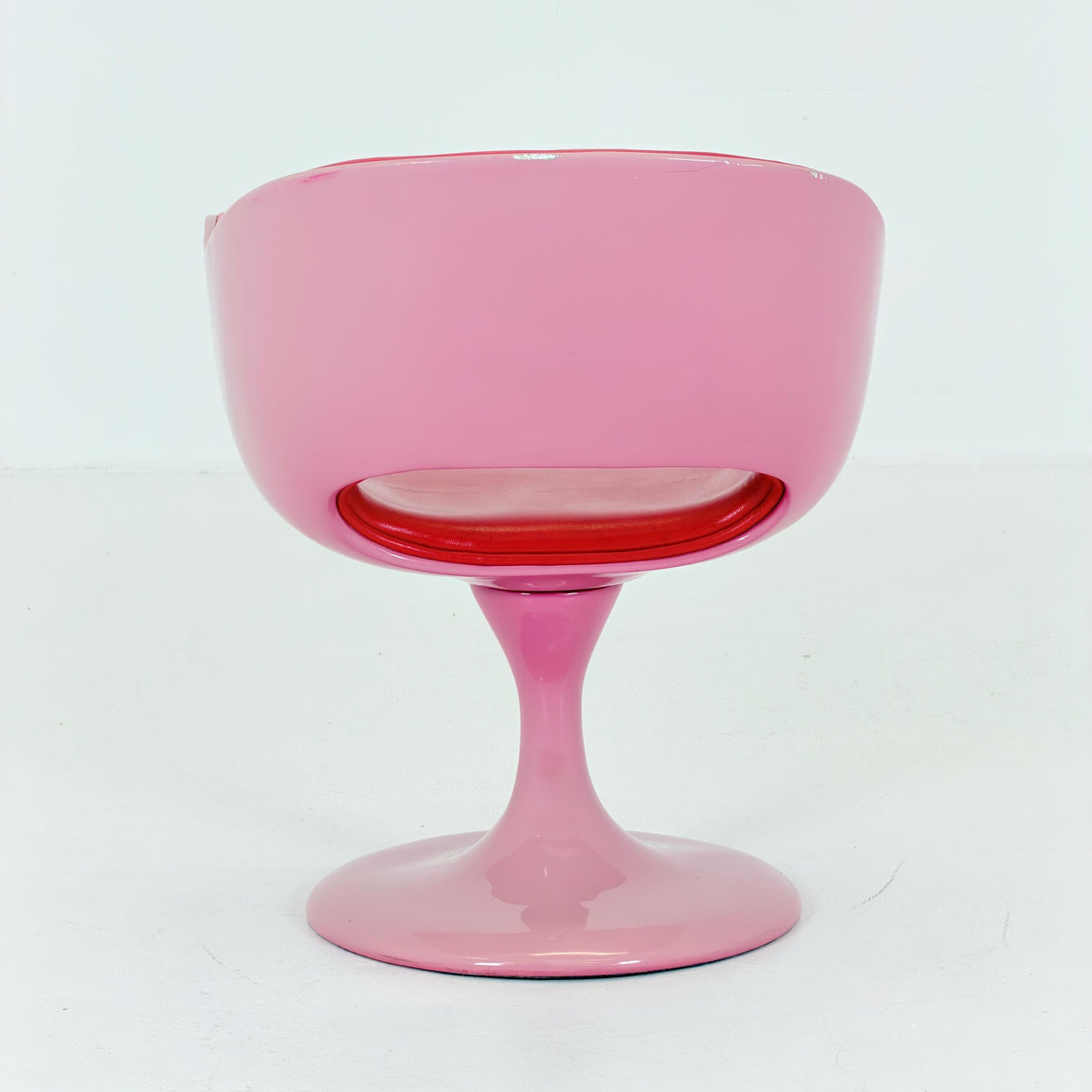Mid Century Modern Design Italian Space Age Tulip Swivel Armchair, 1980s Italy