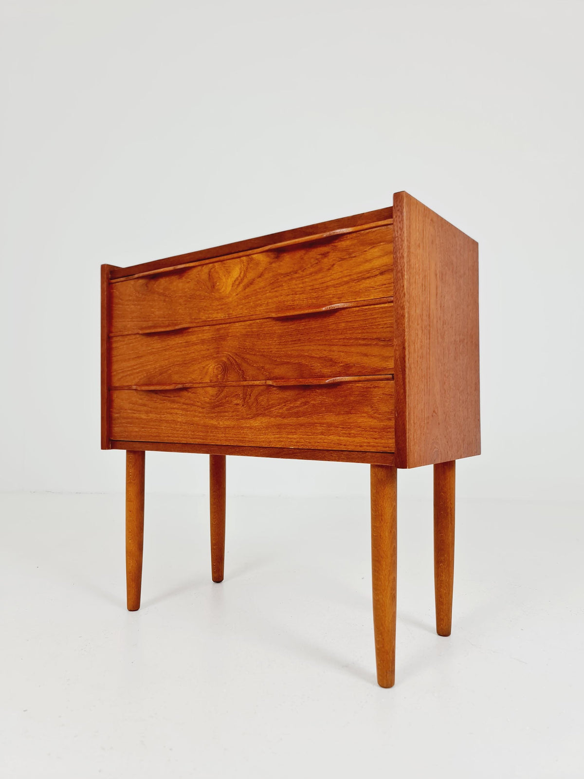 Midcentury danish drawer dresser /3 drawers 1960s