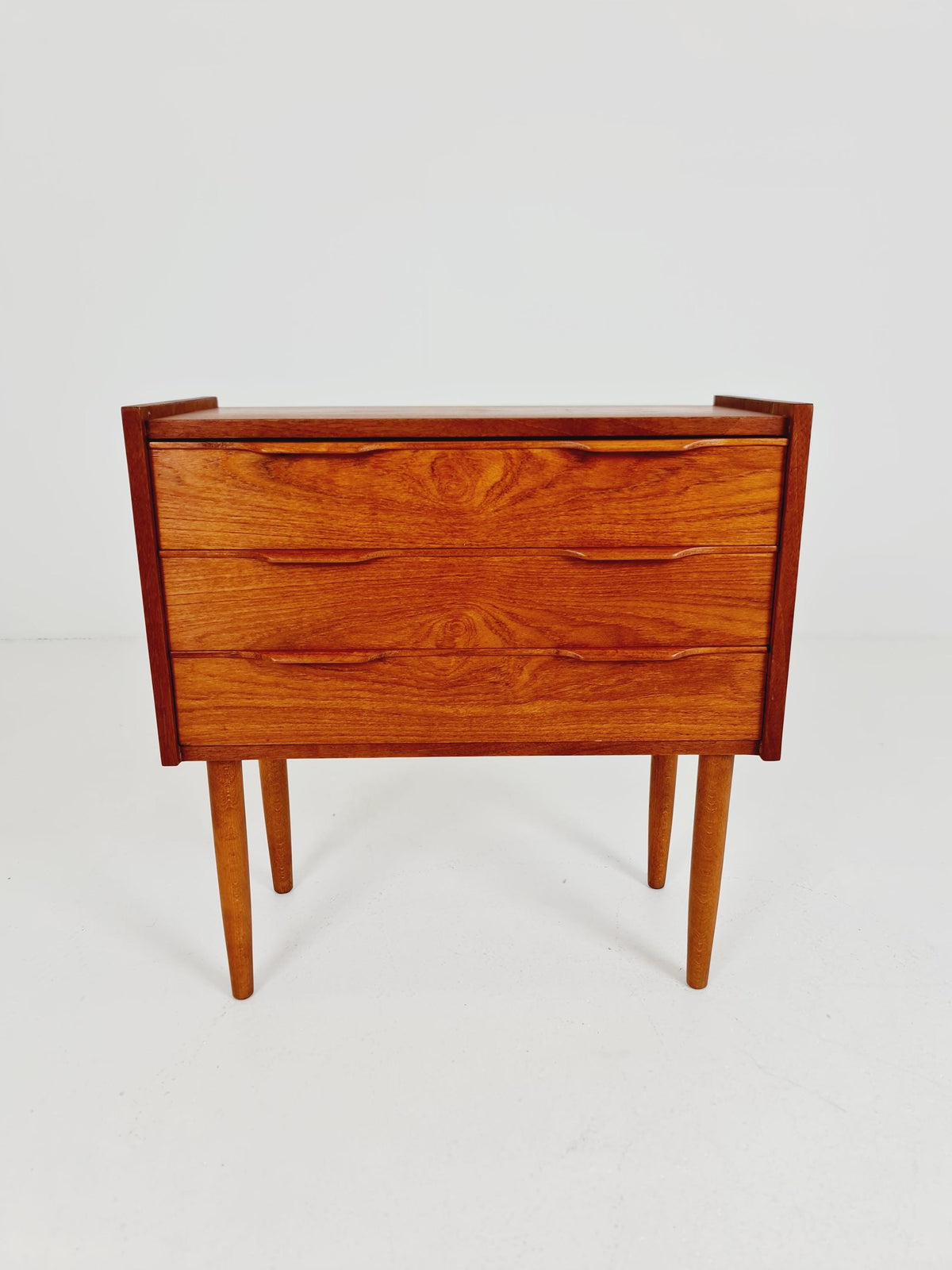 Midcentury danish drawer dresser /3 drawers 1960s