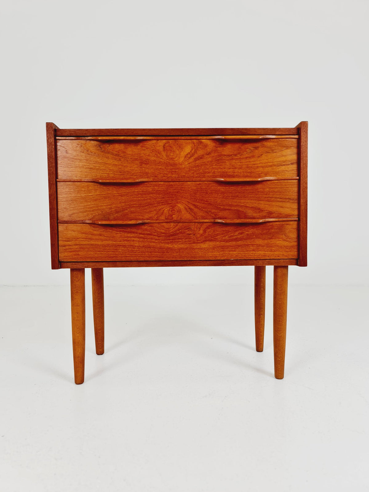 Midcentury danish drawer dresser /3 drawers 1960s