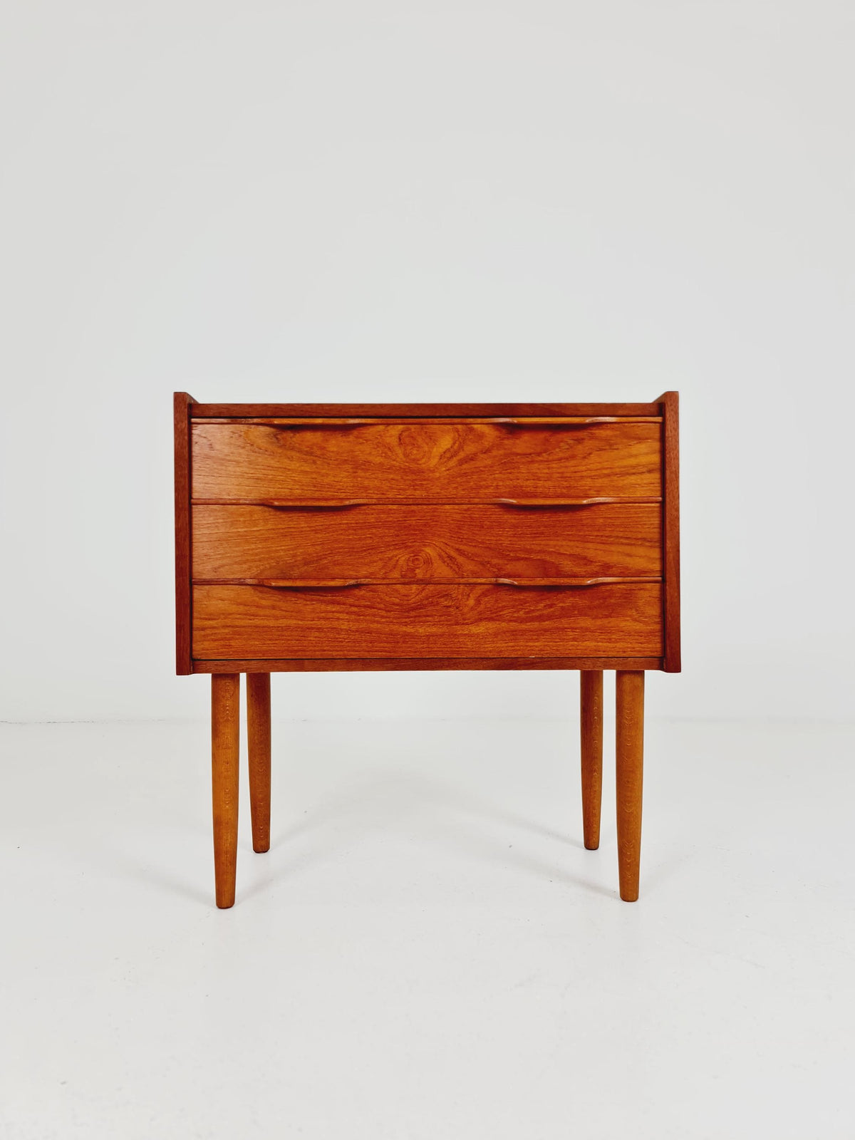 Midcentury danish drawer dresser /3 drawers 1960s