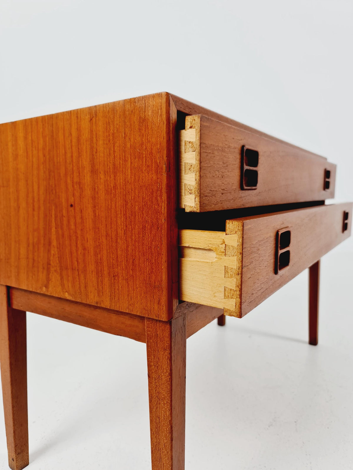 Midcentury Danish design chest of drawers / drawer dresser /2drawers cabinet, 1960s