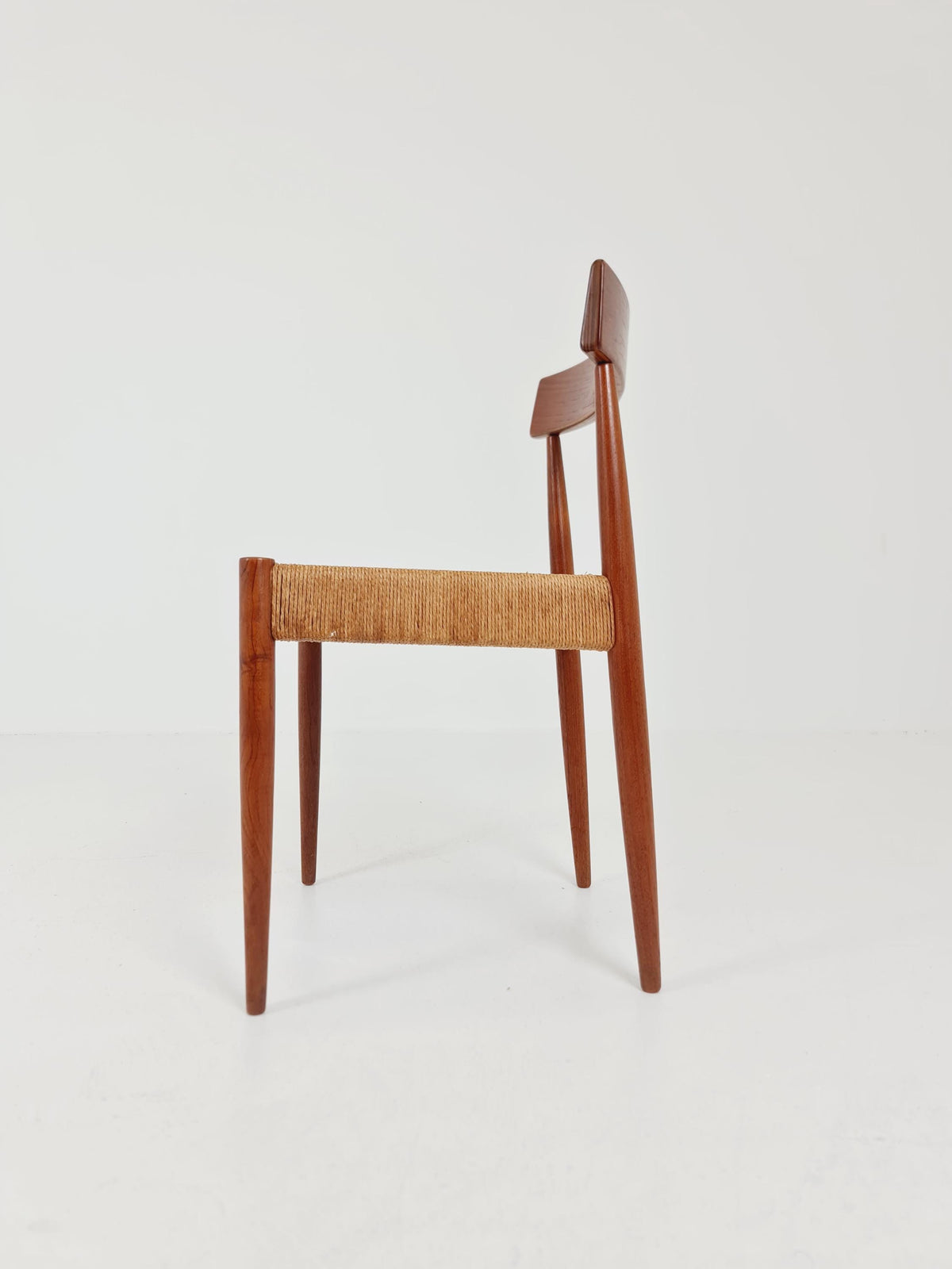 Mid Century Danish Teak Dining Chair By Arne Hovmand -Olsen for Mogens Kold, 1960s