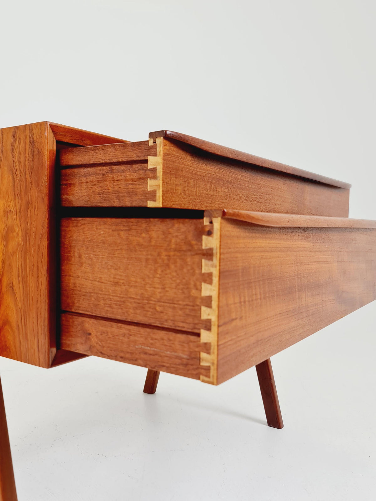 Midcentury Danish design chest of drawers / drawer dresser /2drawers cabinet, 1960s