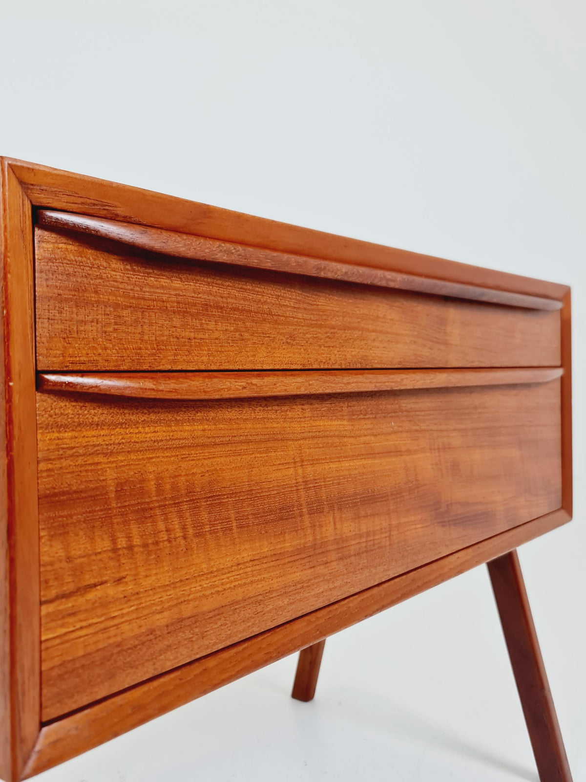 Midcentury Danish design chest of drawers / drawer dresser /2drawers cabinet, 1960s