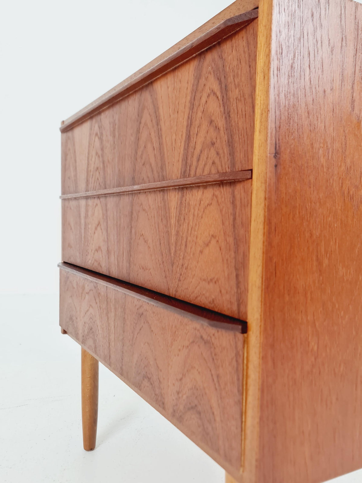 Midcentury danish drawer dresser /3 drawers 1960s