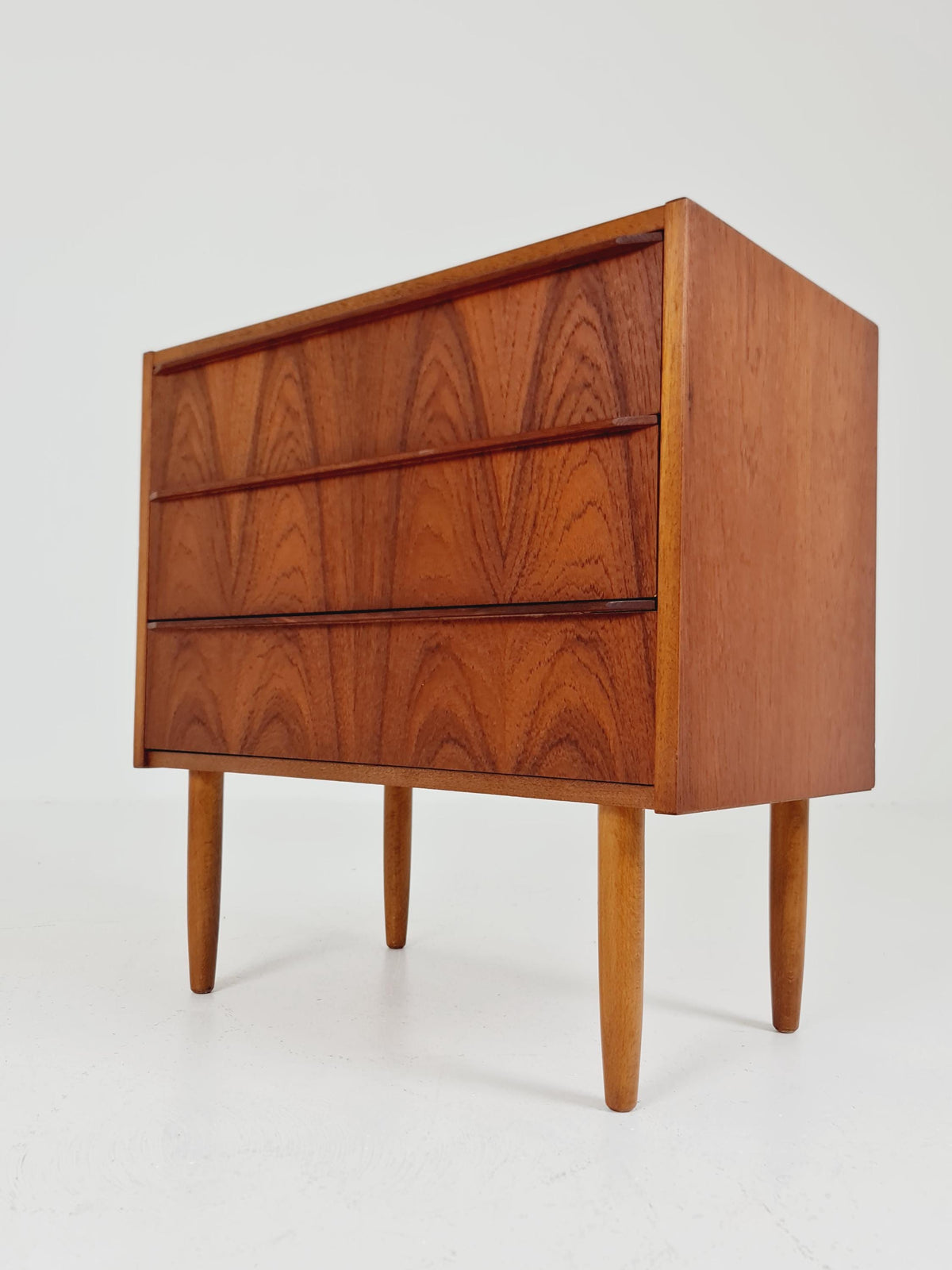 Midcentury danish drawer dresser /3 drawers 1960s