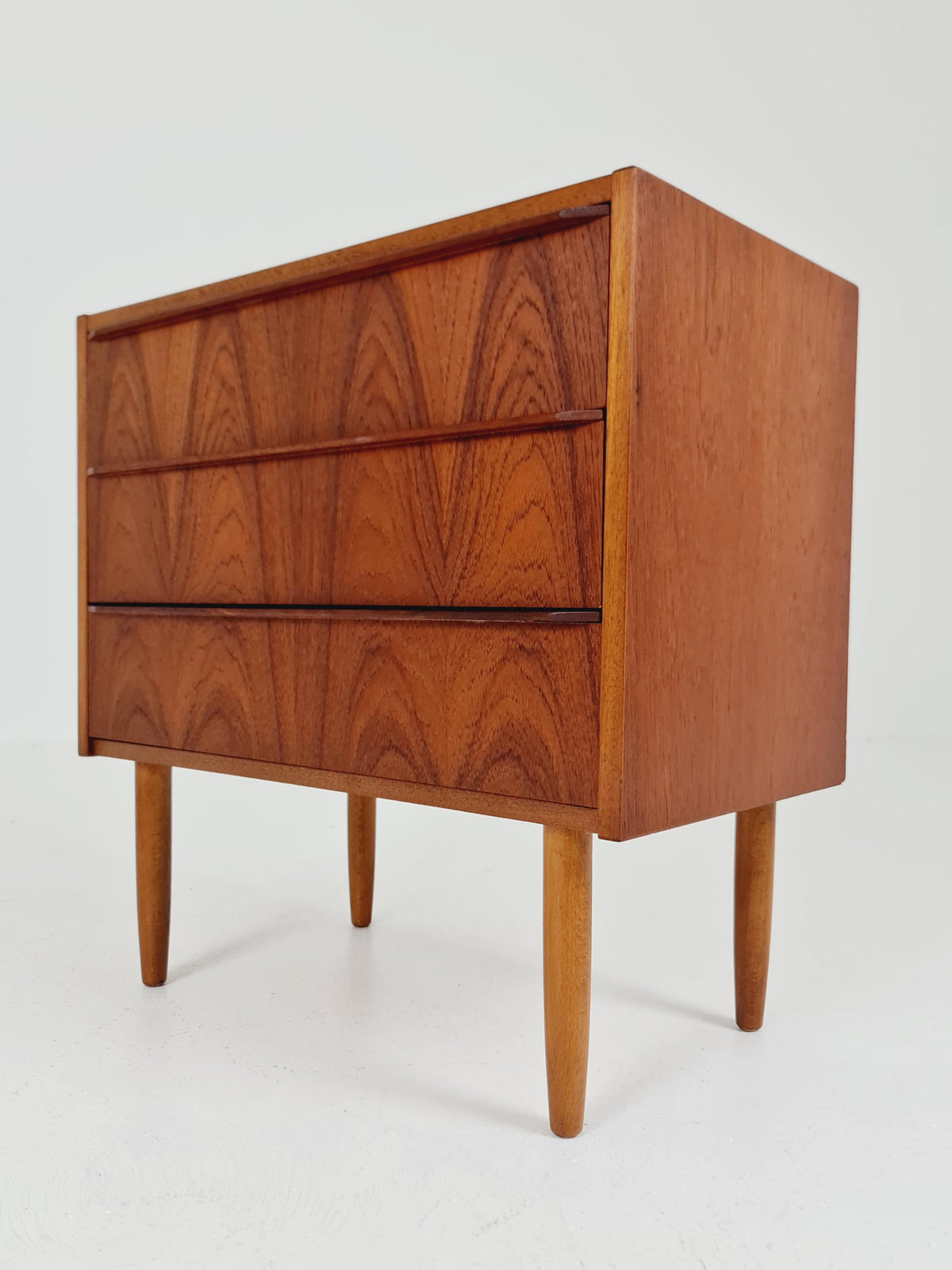 Midcentury danish drawer dresser /3 drawers 1960s