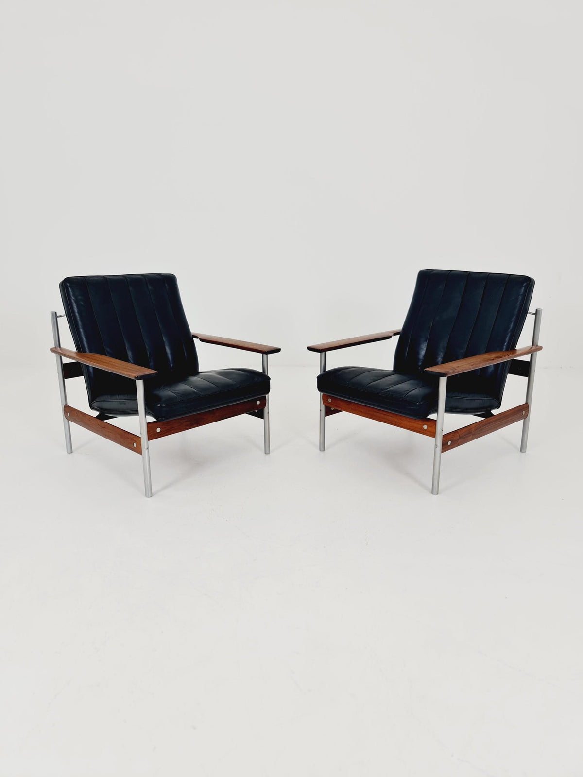 Mid-century Mid-Century Norwegian Easy Chairs by Sven Ivar Dysthe for Dokka Møbler ,1960s– Set of 2