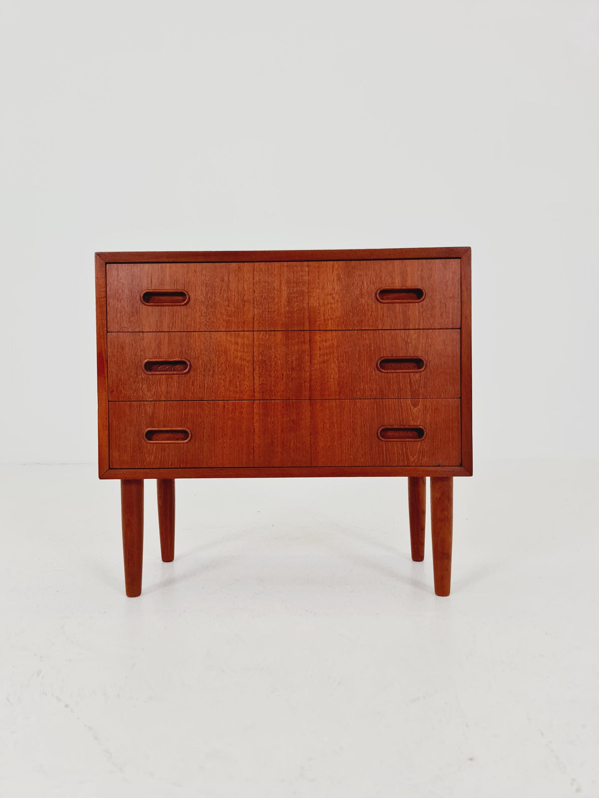 Midcentury danish drawer dresser /3 drawers 1960s