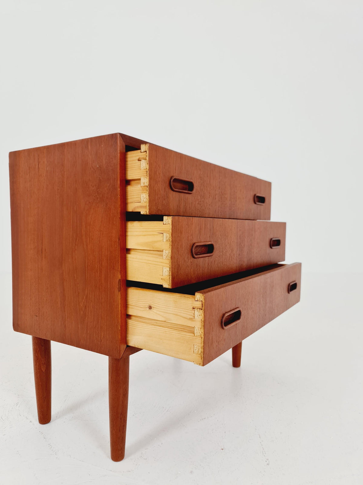 Midcentury danish drawer dresser /3 drawers 1960s