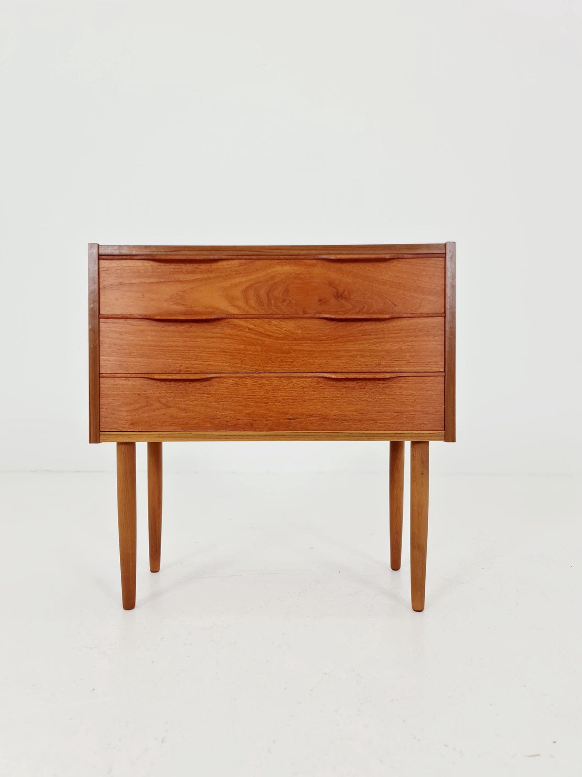 Midcentury danish drawer dresser /3 drawers 1960s
