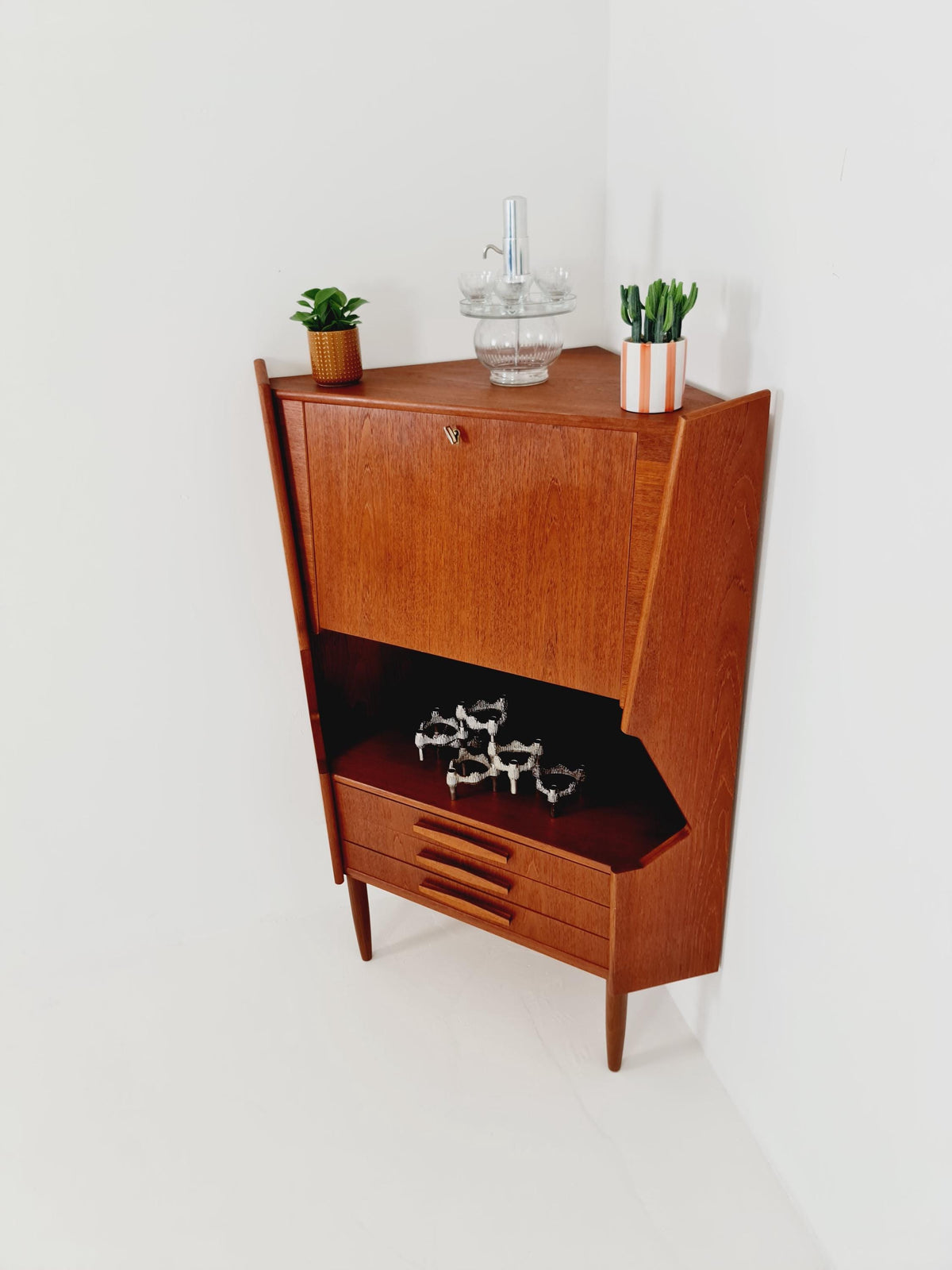 Mid Century Modern danish Drniks corner cabinet teak By Omann Jun , 1960s