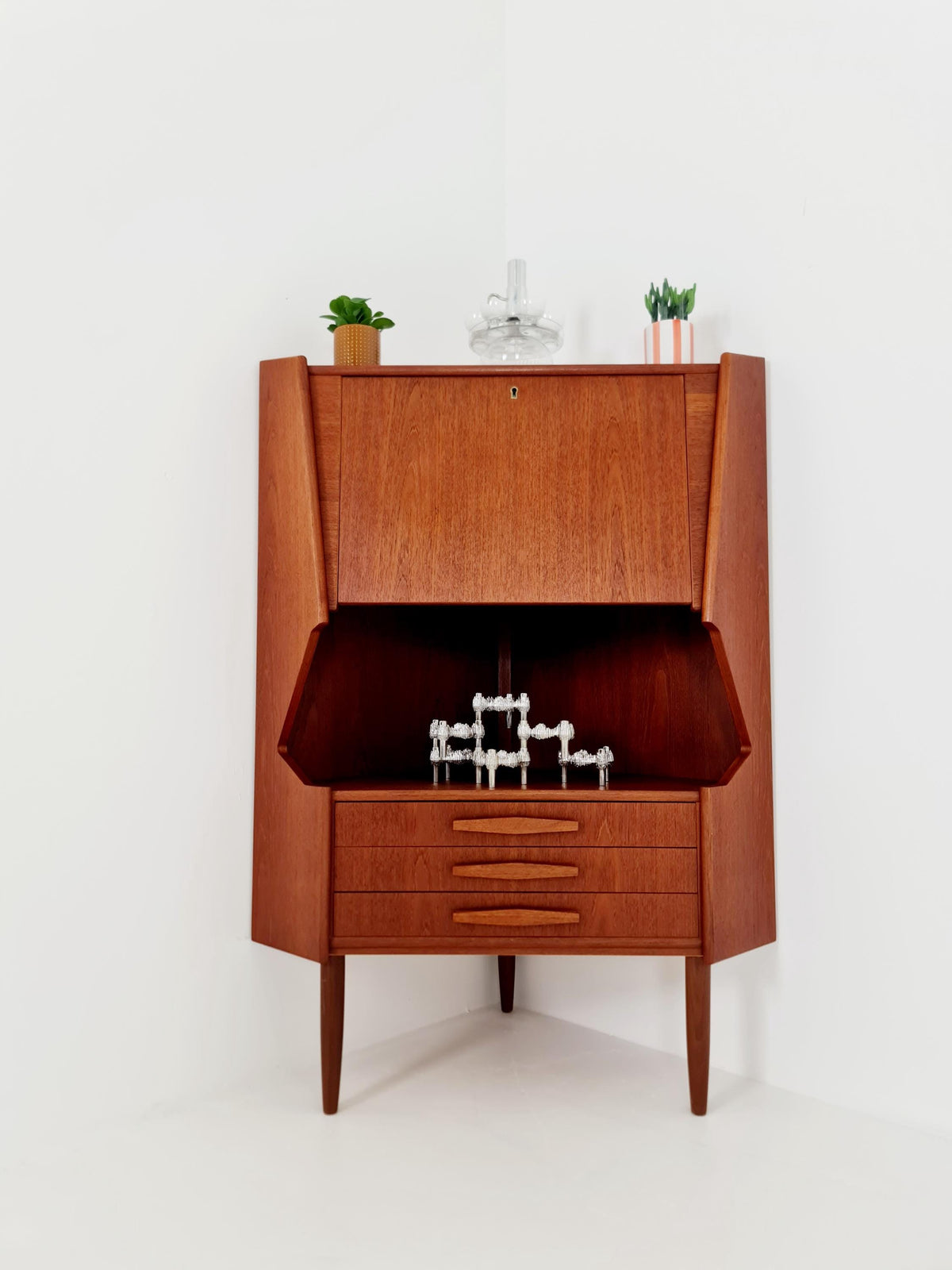 Mid Century Modern danish Drniks corner cabinet teak By Omann Jun , 1960s