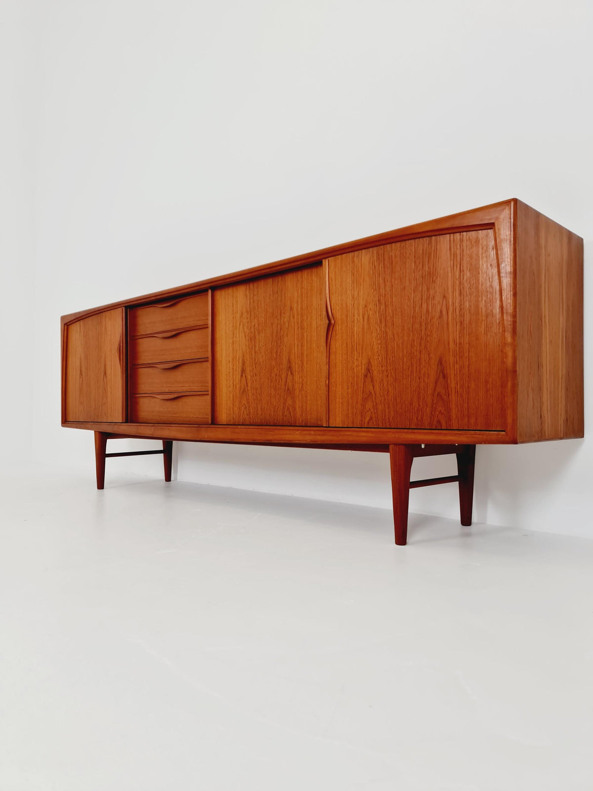 Mid-Century German vintage Sideboard by Heinrich Riestenpatt model RT 200 TYP , 1960s