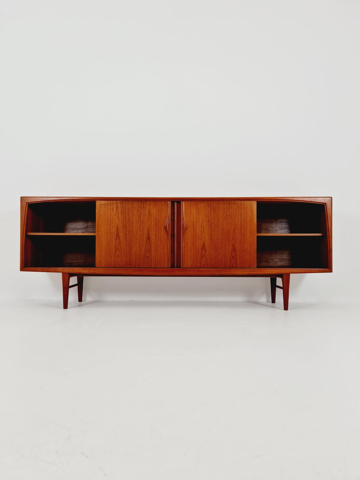 Mid-Century German vintage Sideboard by Heinrich Riestenpatt model RT 200 TYP , 1960s