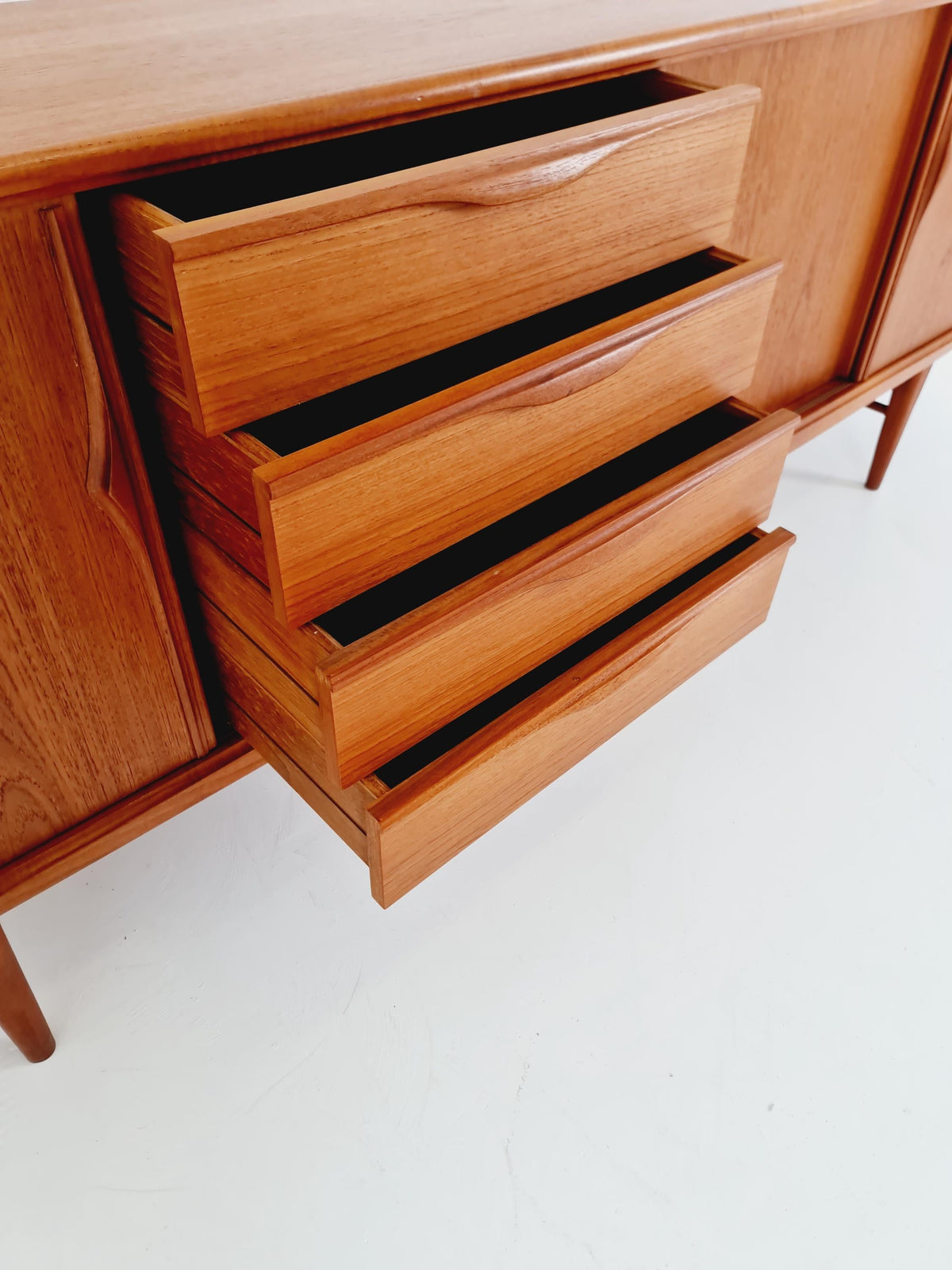 Mid-Century German vintage Sideboard by Heinrich Riestenpatt model RT 200 TYP , 1960s