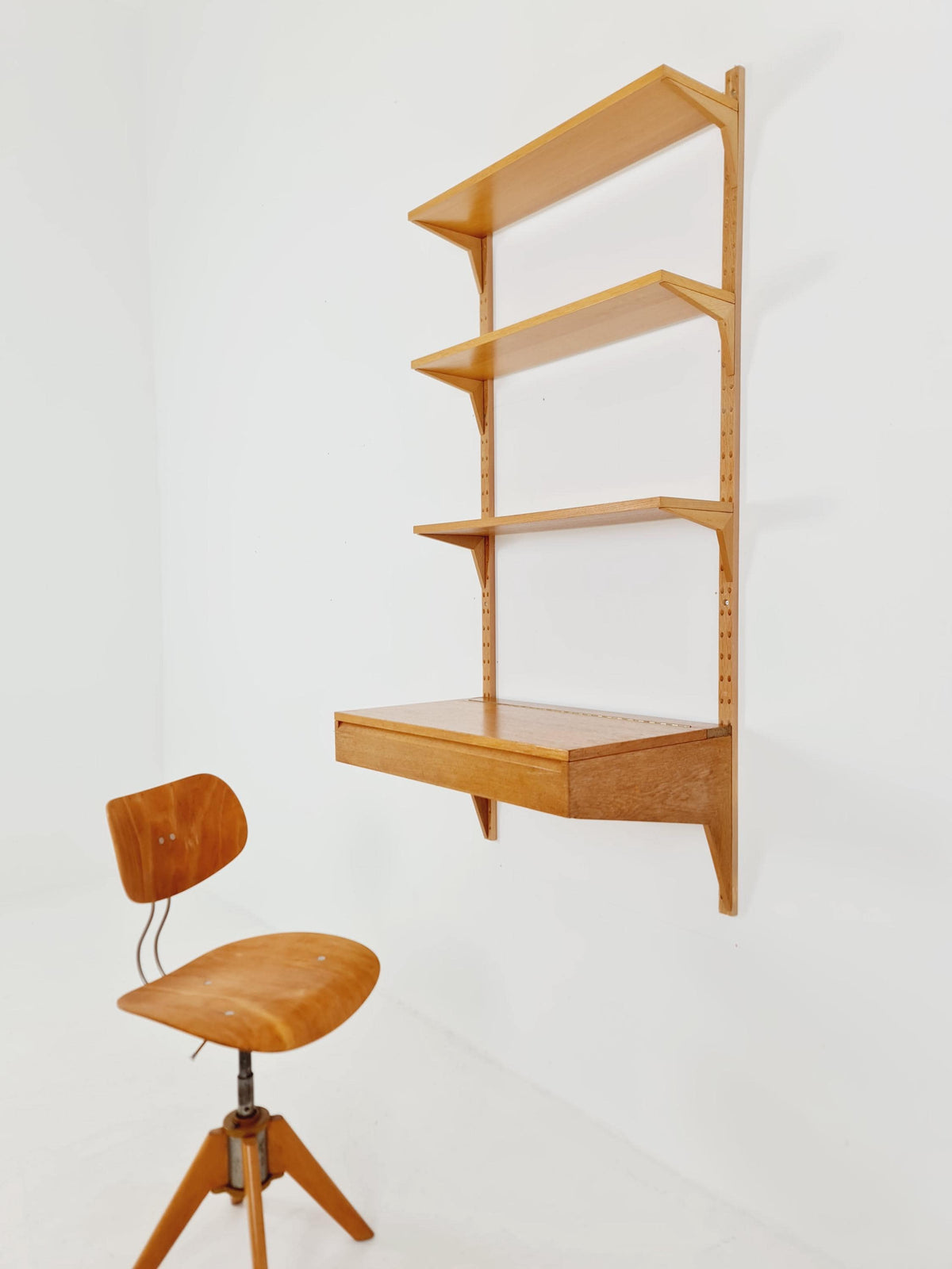 Midcentury Danish Oak Shelving Unit With Desk by Poul Cadovius, 1960s